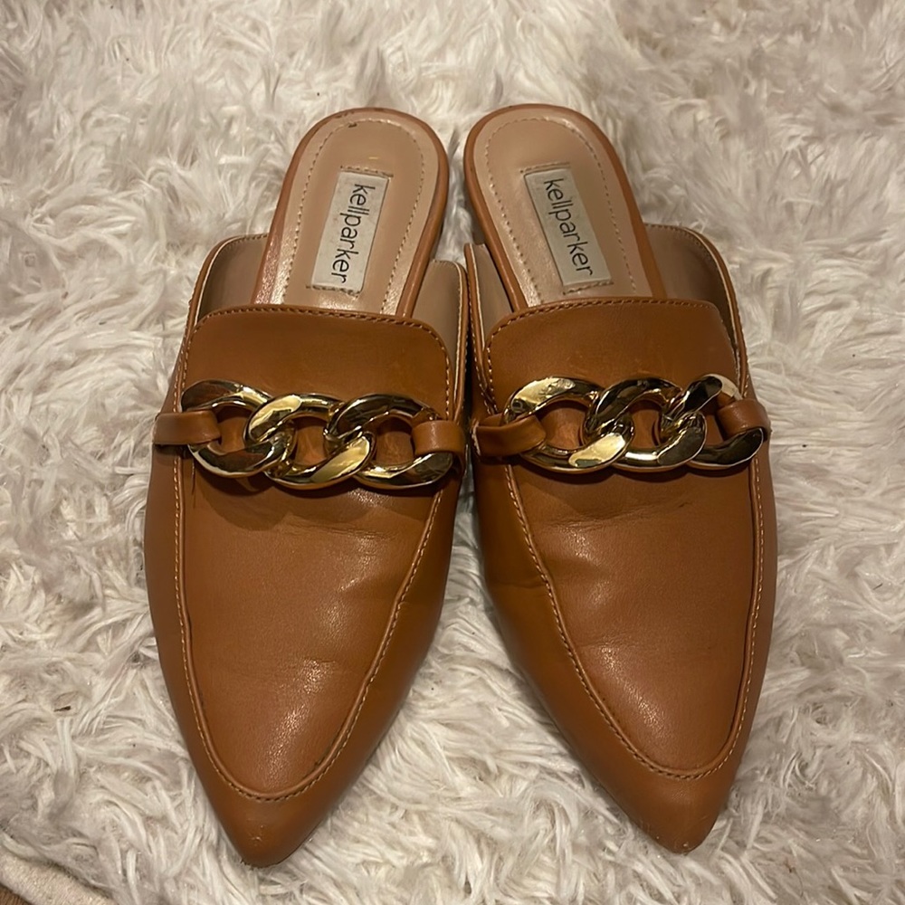 Woman’s Kell Parker Mules